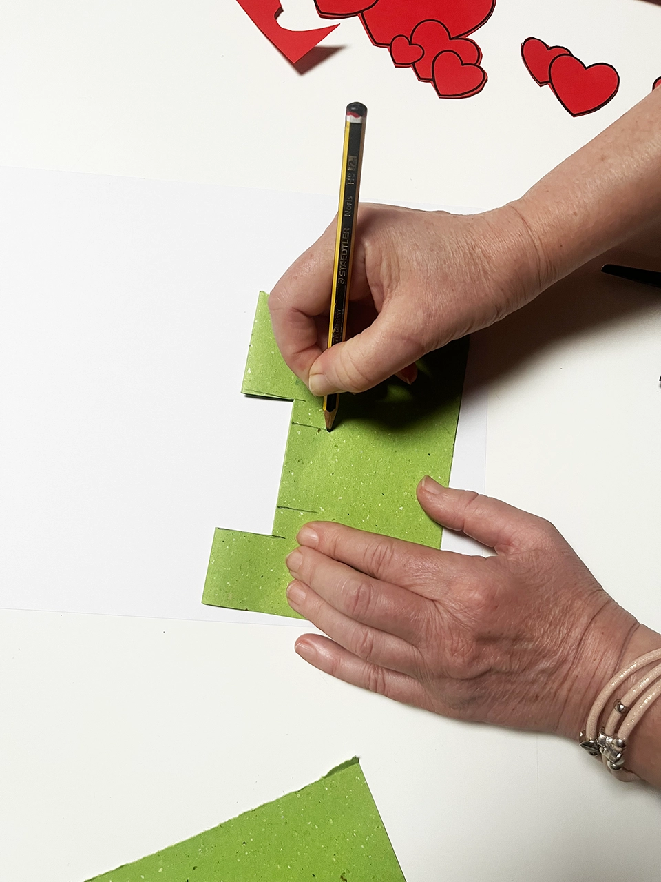 pop up tutorial - Crea un altro scalino sulla parte superiore del foglio
