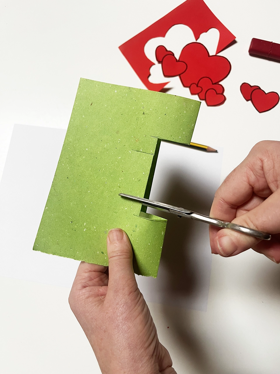 pop up tutorial - Segna le due linee e taglia